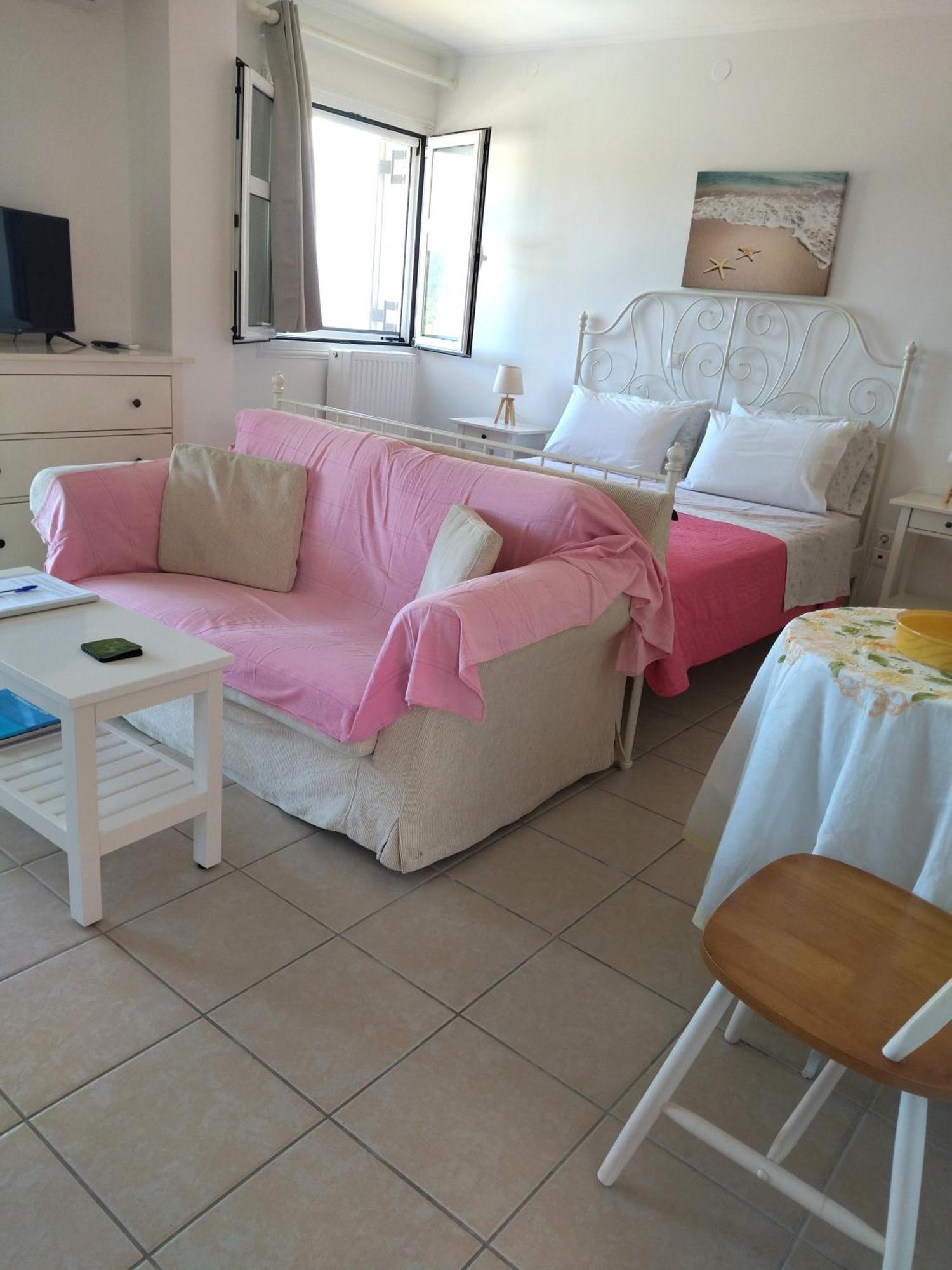 Lagoon View Apartments - Adults Only Λάσση Εξωτερικό φωτογραφία